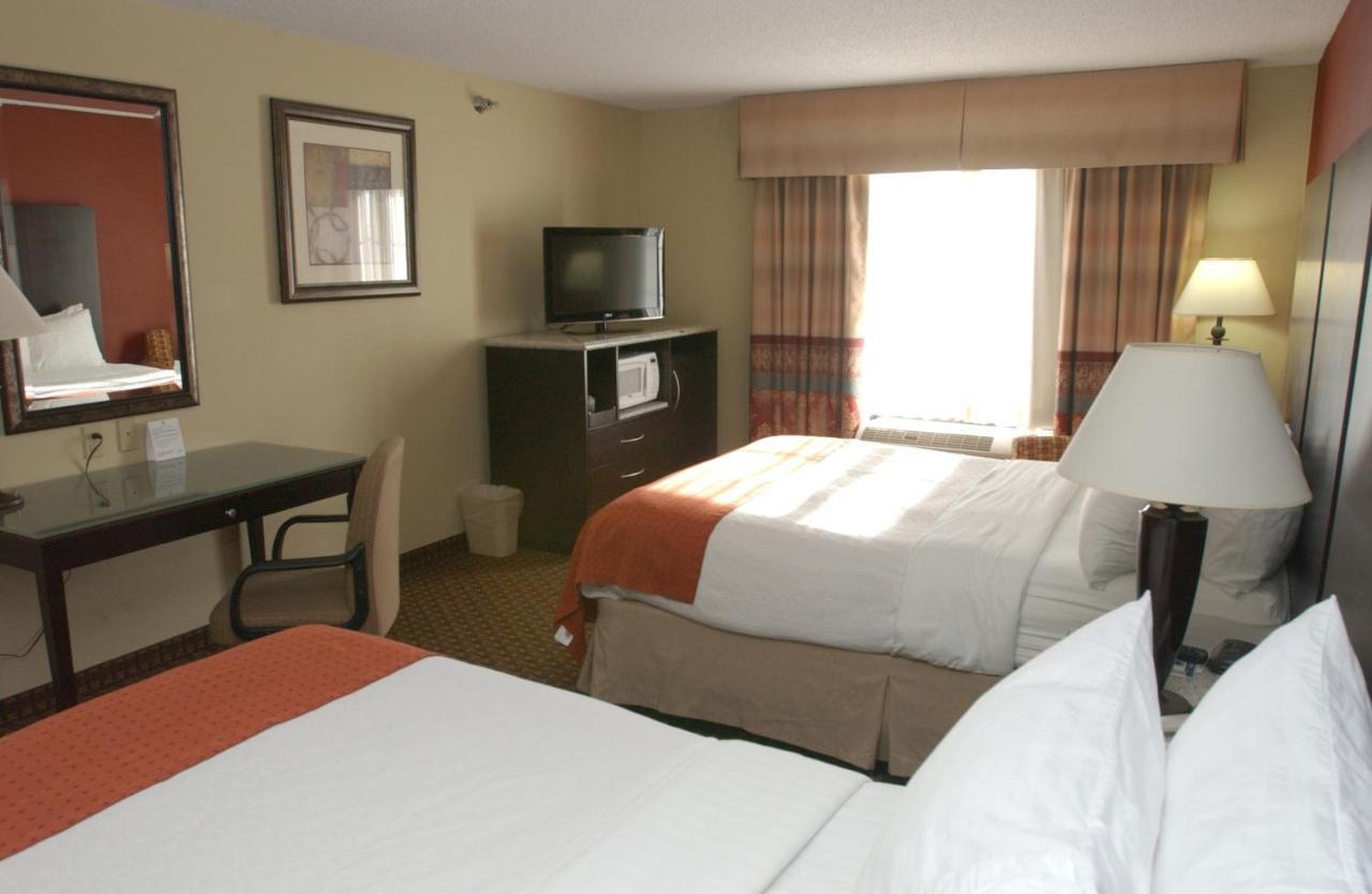 Holiday Inn Hotel & Suites Owatonna Cameră foto